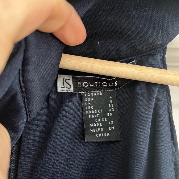 Euc JS collection dress - Picture 5 of 7